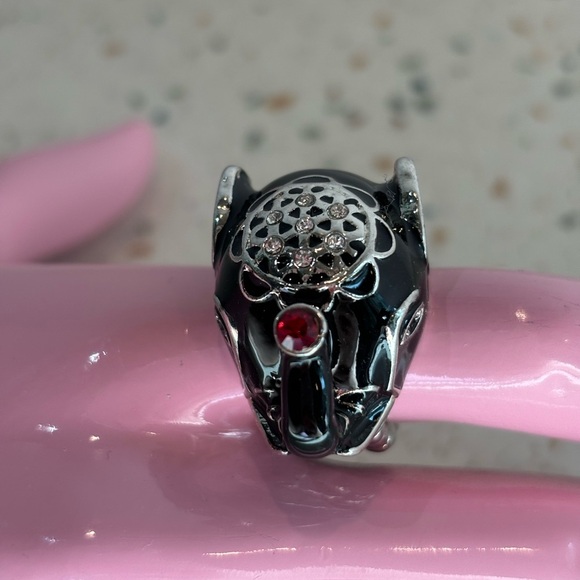 Black Elephant Ring with Stretch Comfort Band - Picture 5 of 9